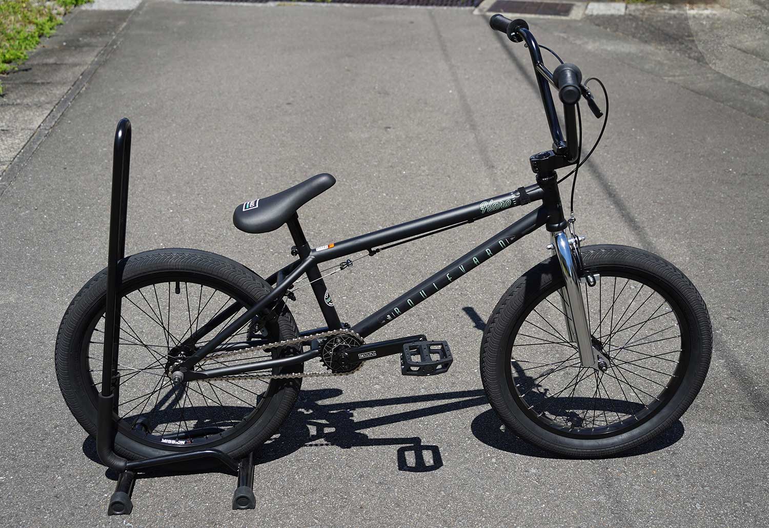BMX haro 定価9万 マッドブラック ストリート 135c3b5c-bbcb-4ef5-85a8-