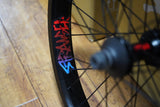 STRANGER フロント＆リヤホイールセットLHD（左ドライブ） 【CRUX V2/XL リム フロントホイール 3/8" / ブラック】＆【CRUX RR V2/XL ホイール  / ブラック【LHD】 】