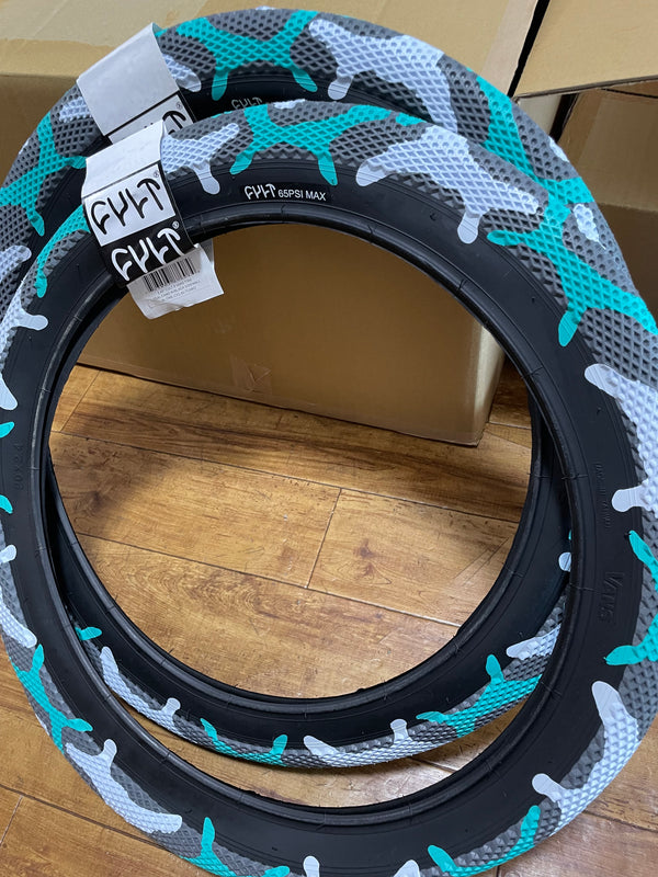 CULT VANSタイヤ(20"x2.40") / ティールカモ【2本セット】