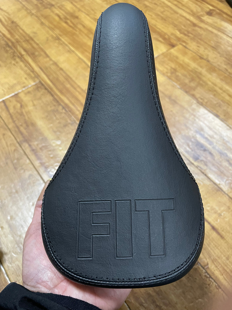 【SALE】【おすすめ】FIT 2023年 SERIES ONE 20.5" / グロスブラック