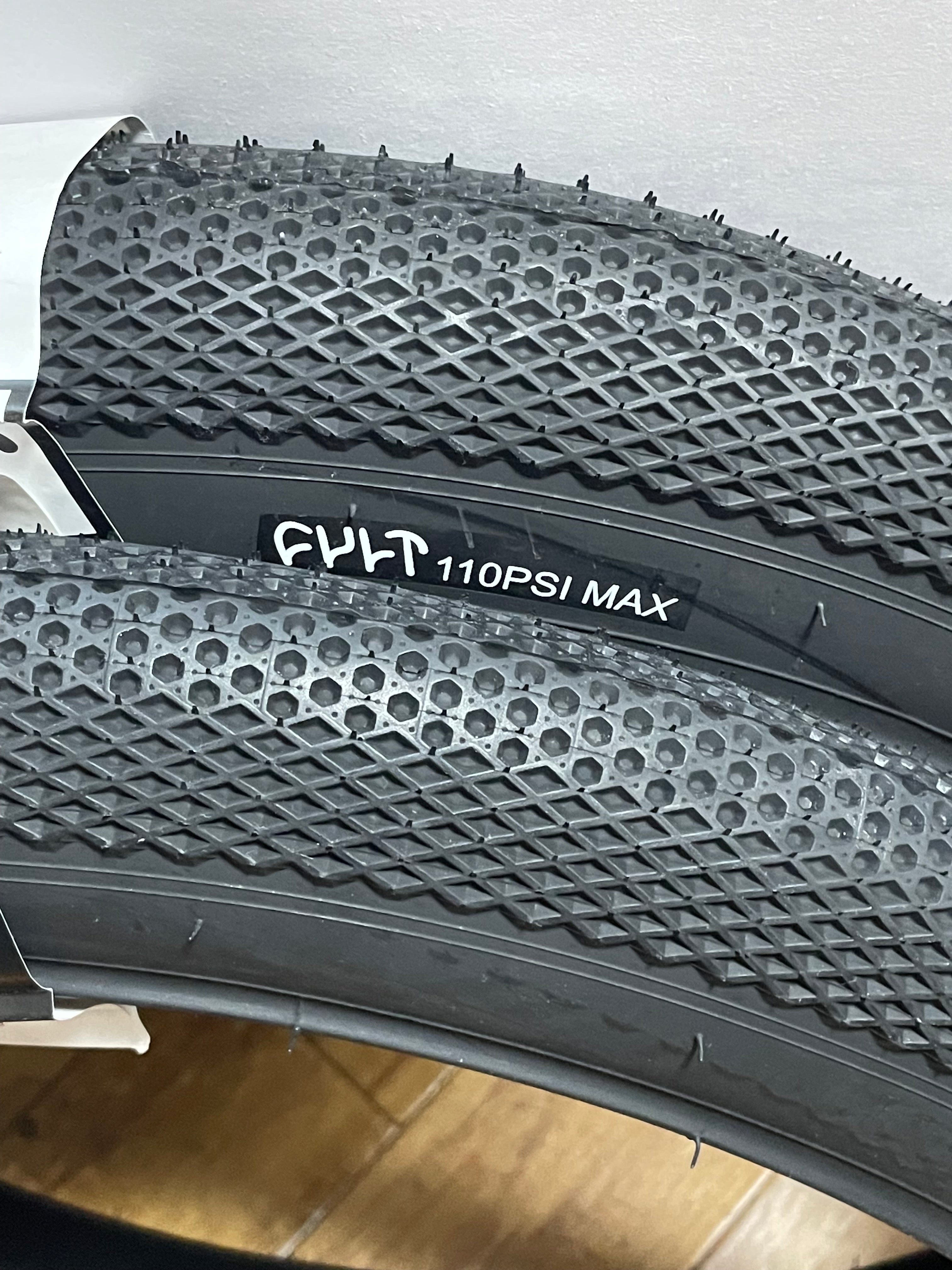 タイヤ | 20インチ – BMXショップワンダーランド