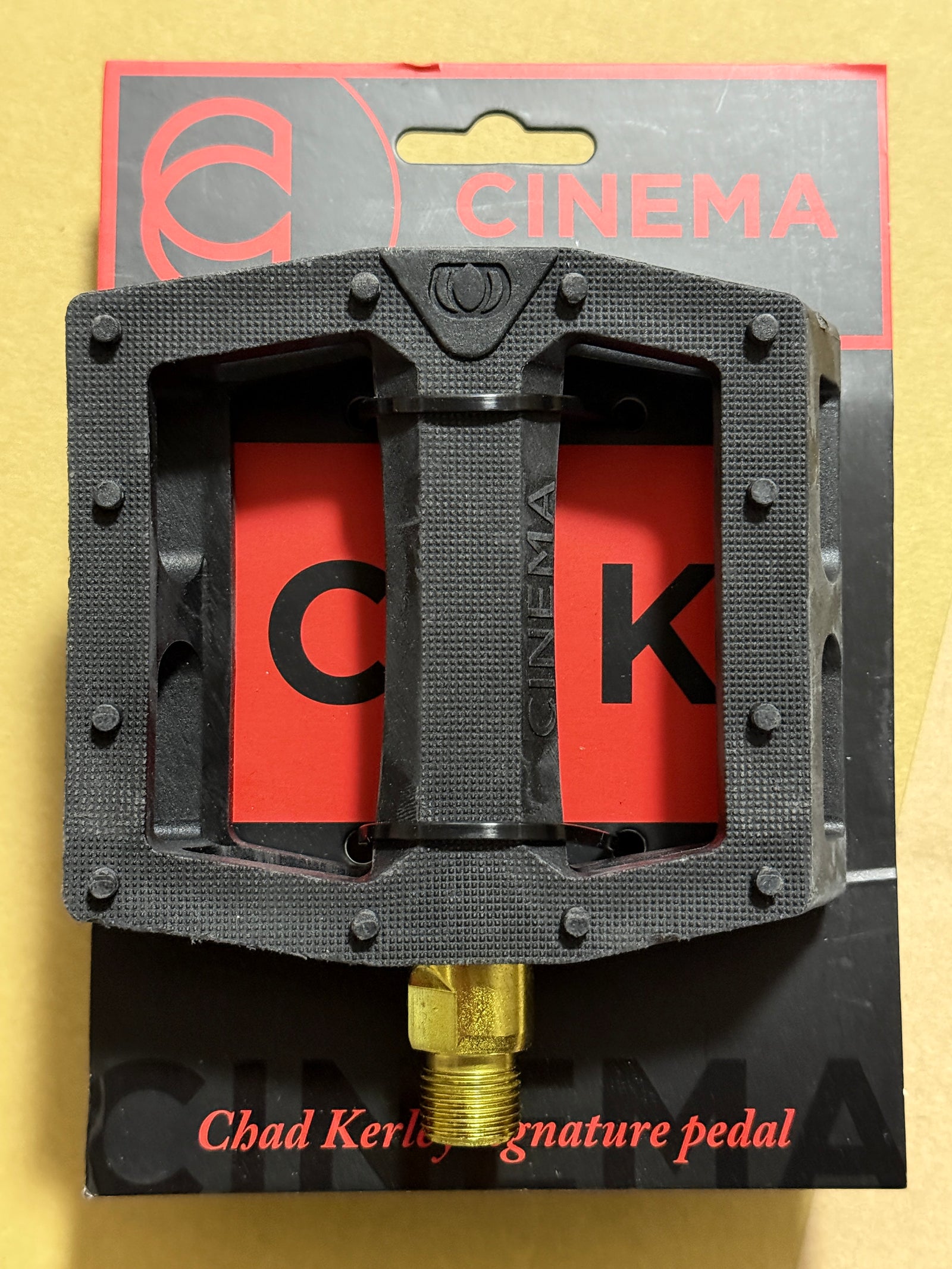 CINEMA CK ペダル / ブラック-ゴールドスピンドル – BMXショップ