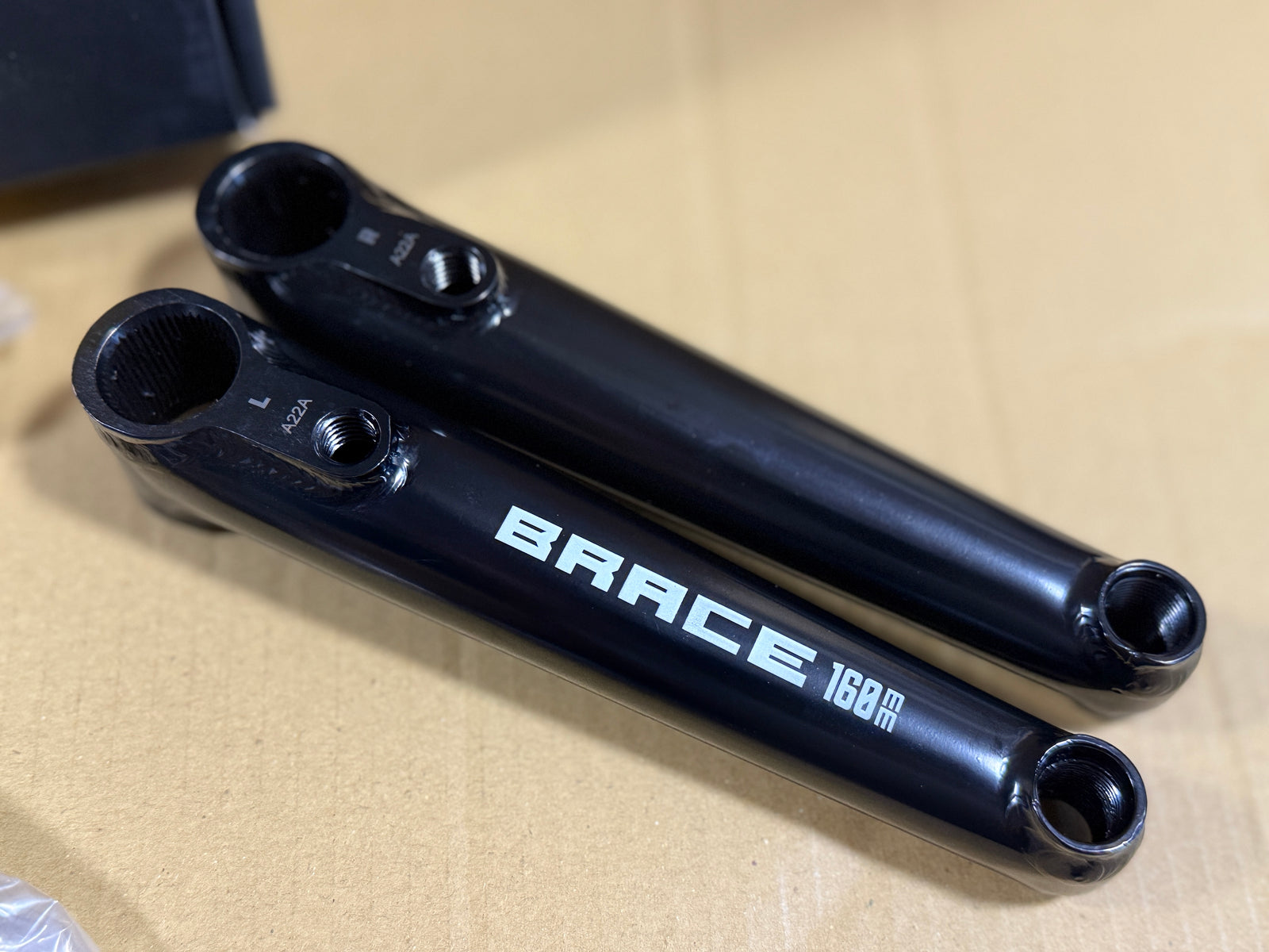 KINK BRACE クランク 160mm R＆L 22mm/48SP / ブラック – BMXショップ