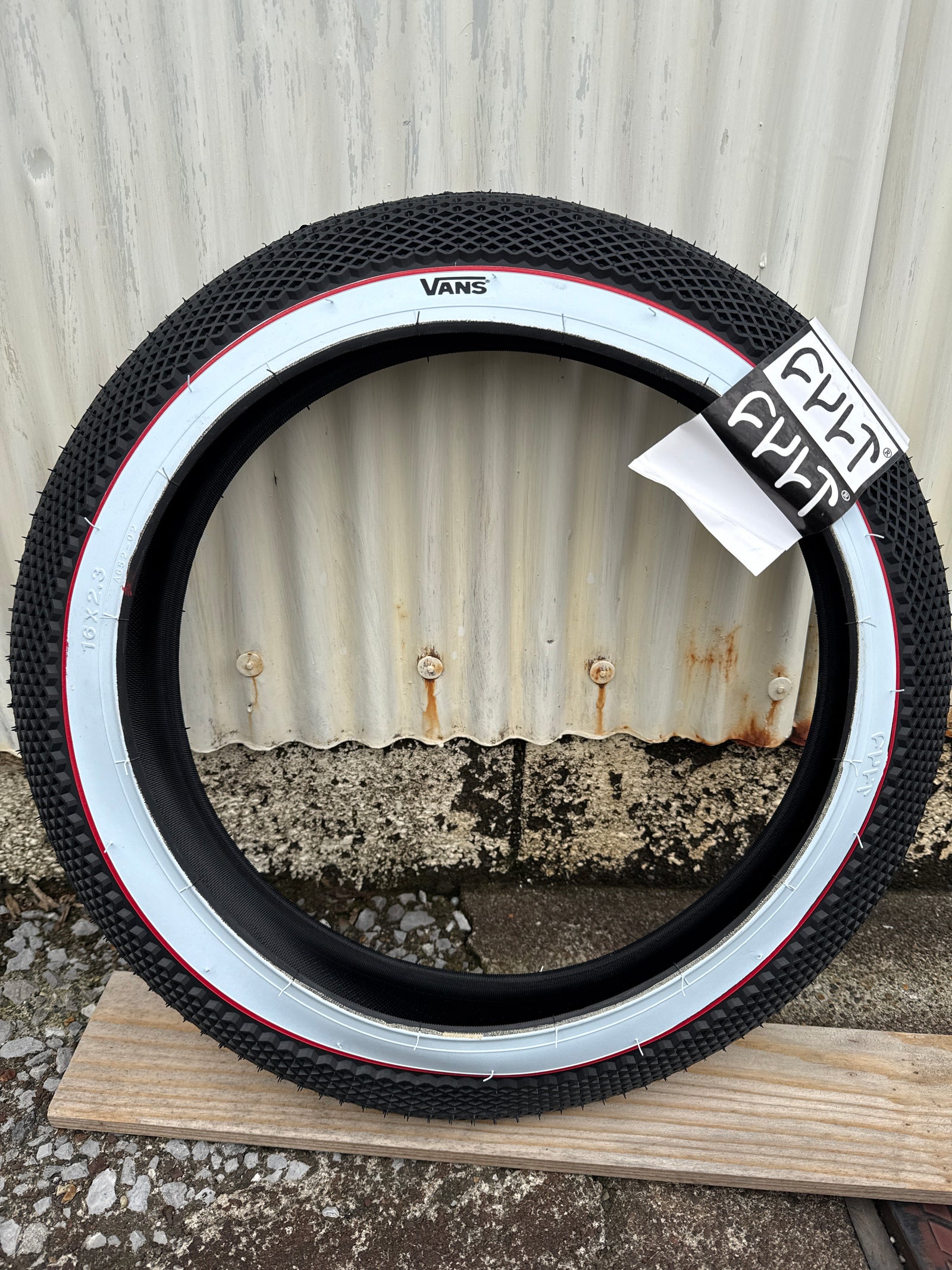 975F5B52-C8B7-4BF3-89E3-