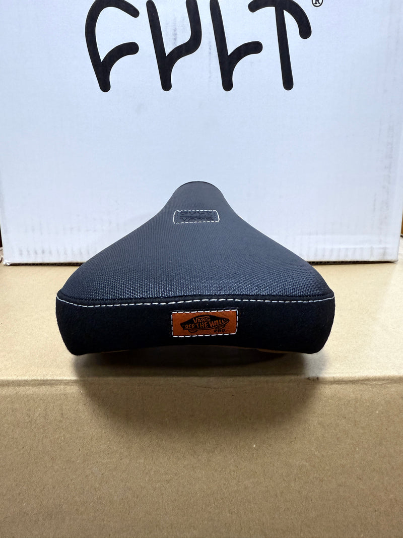 CULT x VANS OLD SCHOOL PRO PADDED /  ブラック-ガムベース