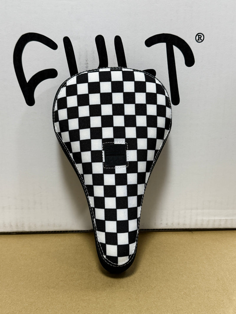 CULT X VANSシート SLIP-ON CHECKERBOARD / ブラック&ホワイト-ガムベース