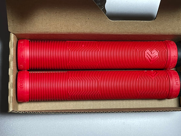 Eclat PULSARグリップ / レッド