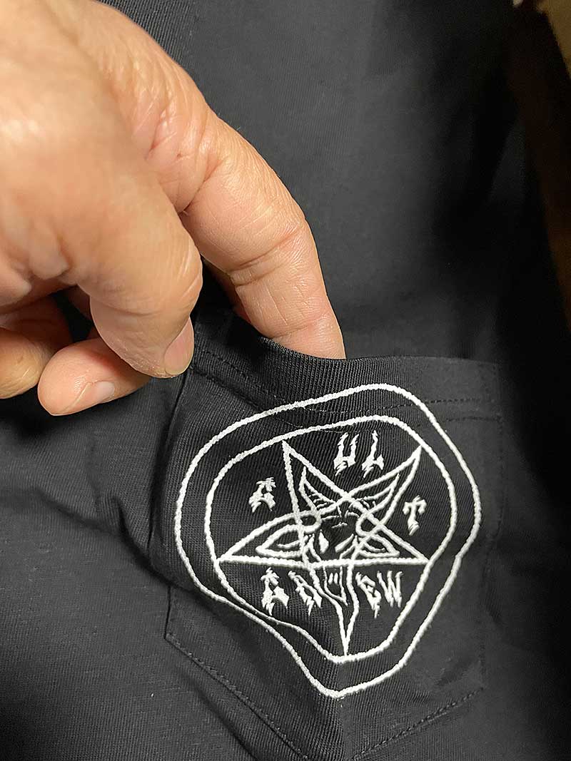 CULT PENTAGRAM POCKET TEE / ブラック【Lサイズ】