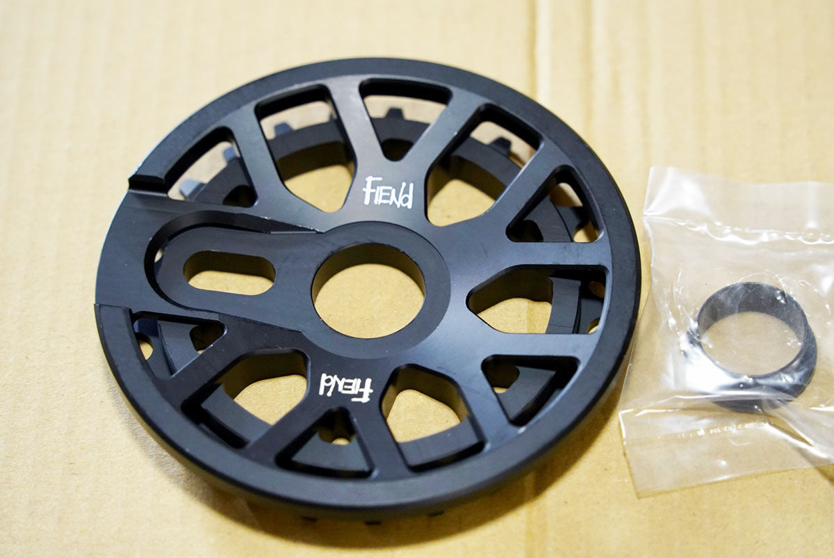 FIEND OMICRON SPROCKET 25T W/GURAD / ブラック – BMXショップ