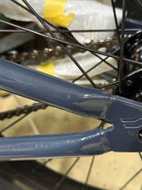 【おすすめ】HARO MID CITY 20.75" / ディープグレイ