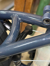 【おすすめ】HARO MID CITY 20.75" / ディープグレイ
