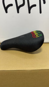 CULT PADDED ピボタルシート / RASTA